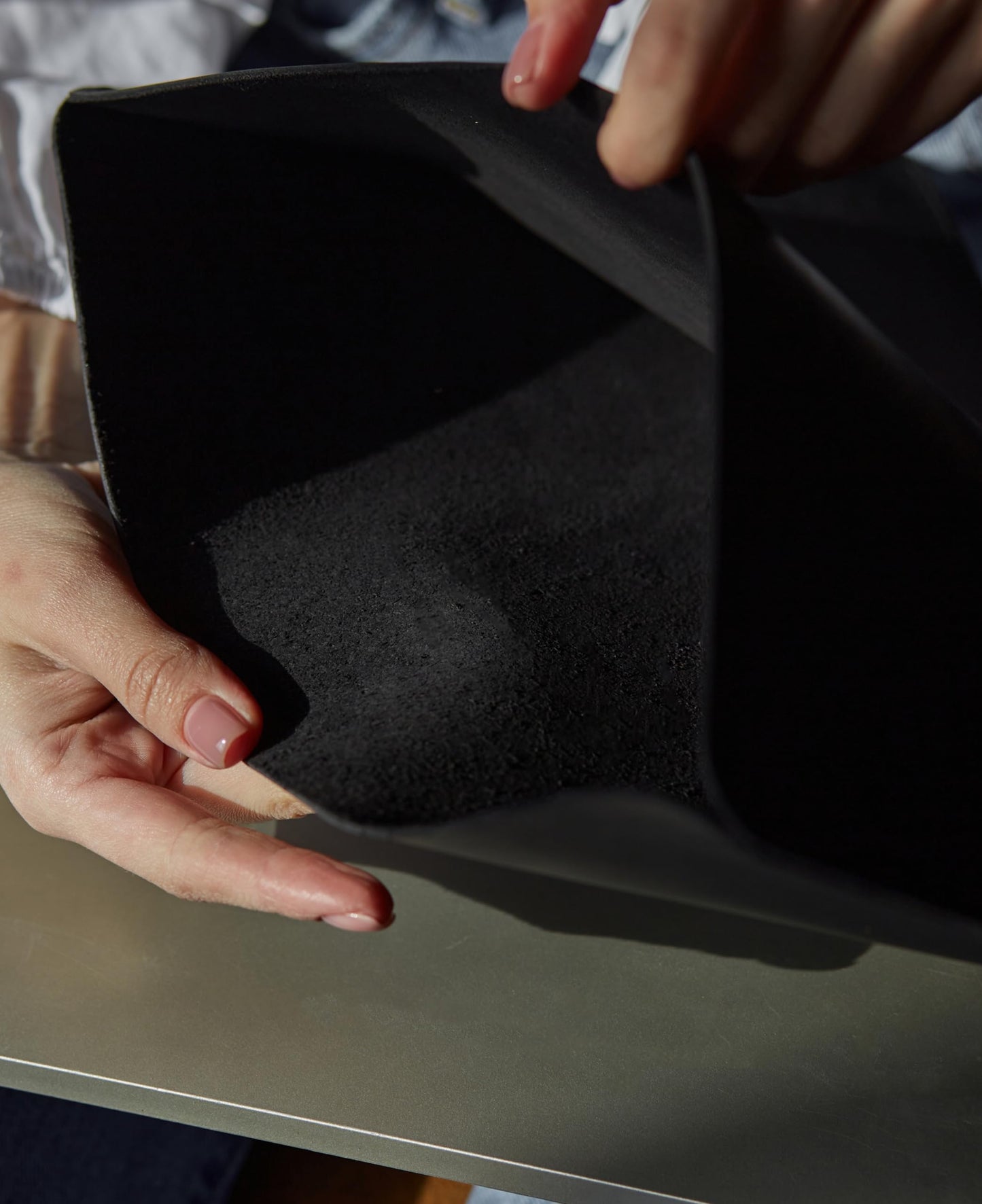Black Leather Laptop Case Made for 15in MacBook Air Sleeve - Carrying Protective Sleeves Compatible with MacBook Air 15" M2 M3 M4 A2941 ะ3114 A3241 2022 2023 2024 2025, Genuine Vintage Leather, Black