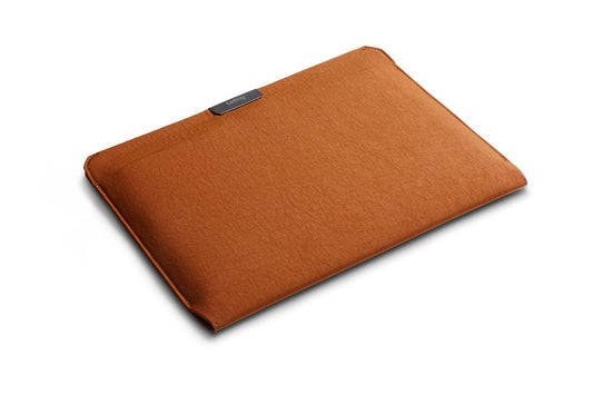 Bellroy Laptop Sleeve (Fits 14 Inch Laptop or MacBook, Slim Protective Case with Magnetic Closure) - Bronze