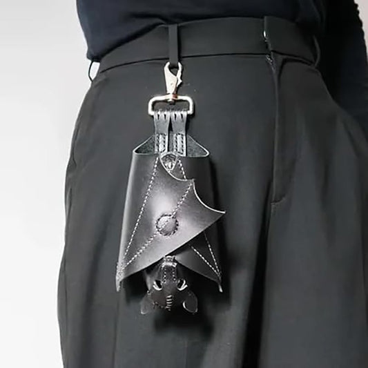 Bat coin purse, handmade bat-shaped coin purse with wings, Gothic leather bat wing key chain wallet, used for belt rings, backpacks or handbags.(1pcs)