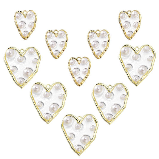 AHANDMAKER 10 Pcs 2 Styles Gold Filled Clear Enamel Heart Pearl Charms Light Gold Edge Plated Pendants Faux Pearl Love Embellishments for Jewellery Making Necklace Bracelet DIY Crafts