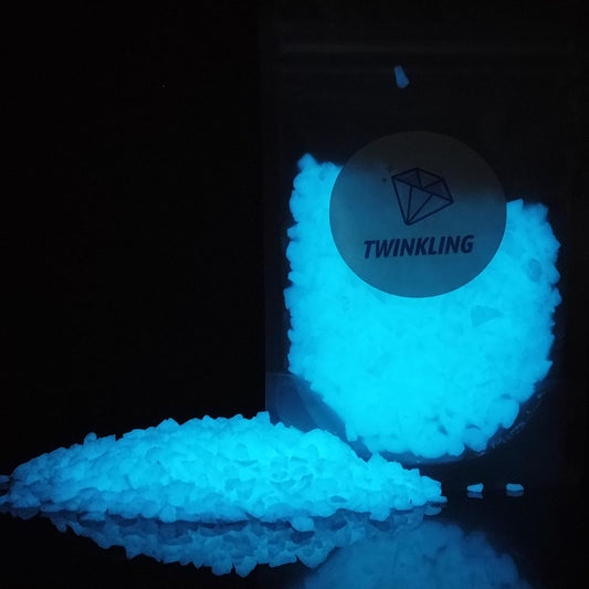 TWINKLING Glow in The Dark Gravel,Crushed Glass, Broken Glass Glitter, Glow in The Dark Stones Chips for DIY Resin Art Epoxy Crafts, Nail Art, Jewelry Making, Aquarium Decor, 3-5mm(200g) (Sky Blue)