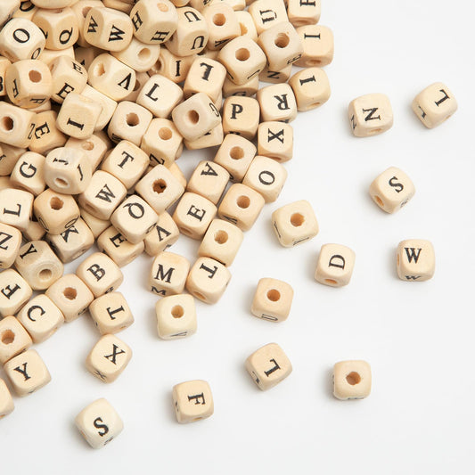 Luyoaozy 520pcs 10mm Wooden Letter Beads with Initial A-Z Square Alphabet Wood Beads Natural Cube Bulk for Jewelry Bracelet Making DIY Crafts