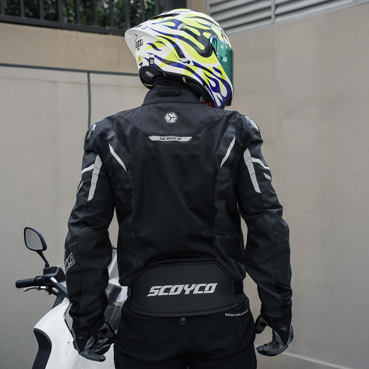 Scoyco Motorcycle Jacket Men, CE Level 1 Breathable Mesh Motorcycle Riding Jacket with 7 PCS Protective Armored - Black