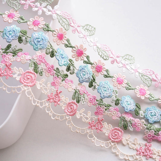 Youmeizer 5.5 Yard(5 Types) Colorful Floral Lace Trim Set 1.1 Yard per Strip for Tiny Clothes Decor, DIY Crafting, Sewing, and Festive Holiday Home Accents Trim （5 Styles Mixed