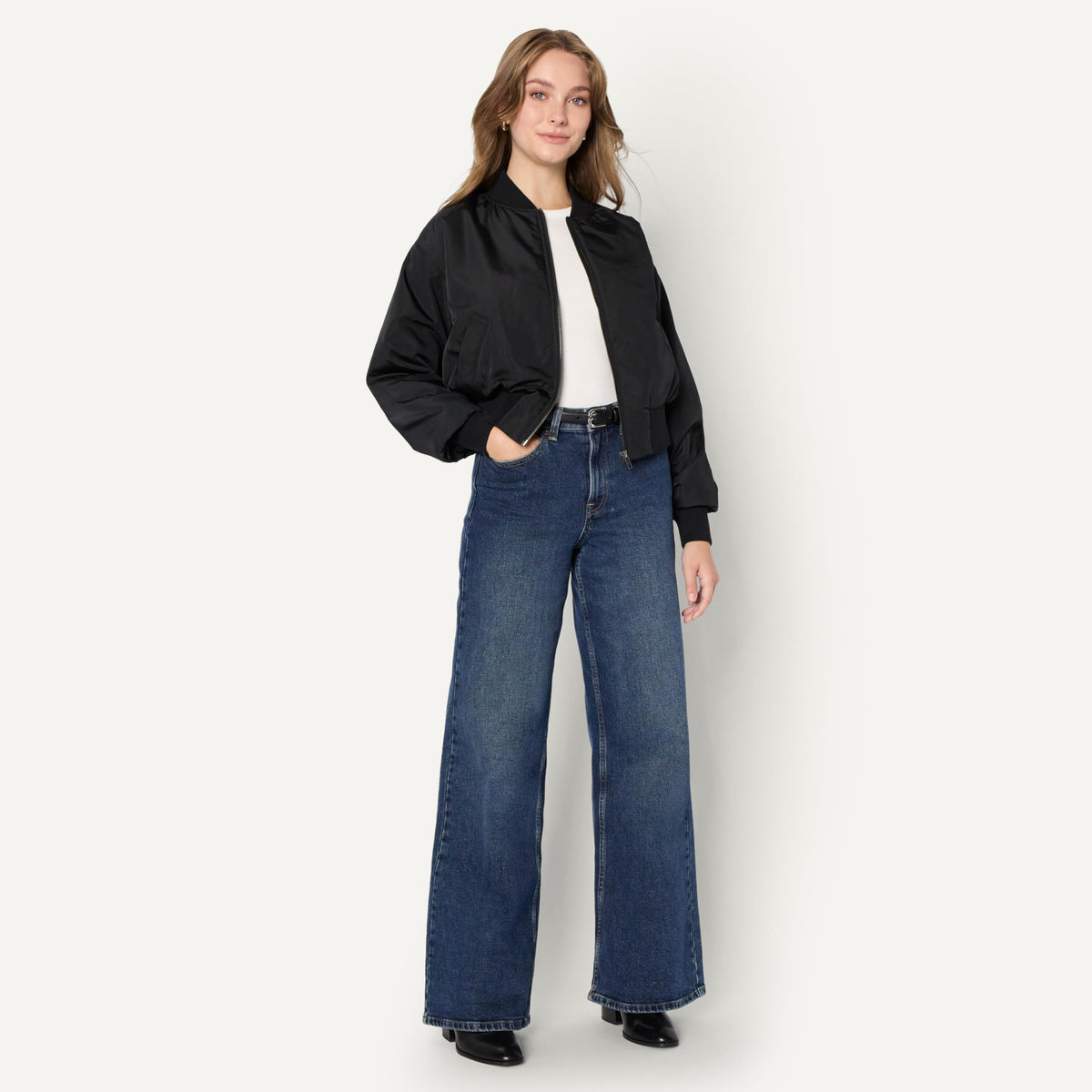 Amazon Essentials Women's Relaxed-Fit Denim Bomber Jacket, Black, X-Large
