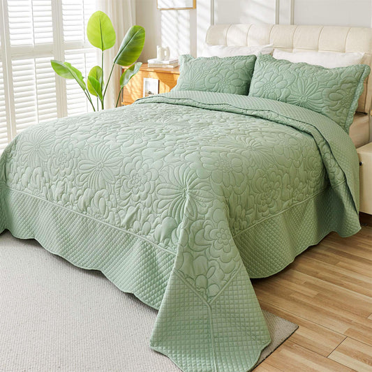 Cmfshape Oversized King Quilt Set Bedspread 128x120-Sage Green California King Quilts 3 PCS-Lightweight Quilted Bedding Extra Large-Floral Coverlet for All Season