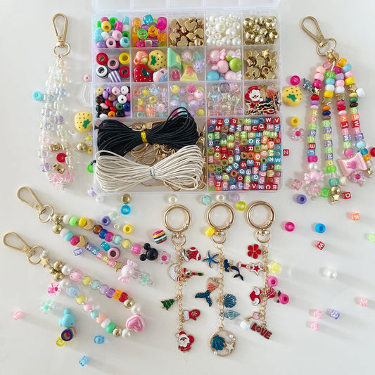 PHODDR 500+ Piece DIY Keychain Making Kit - Beaded Bag Decor Craft Set with Letter Beads and Pendants, Perfect for Girls and Teenagers - Birthday and Christmas Gift