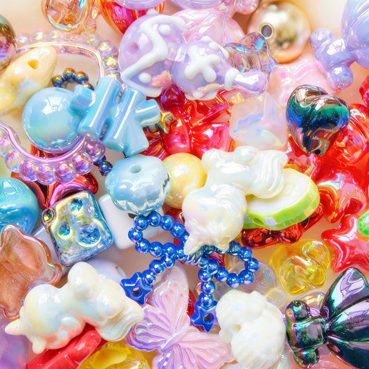 HSKIVWY 100G Assorted Acrylic Beads for Bracelet Making, Multicolor Large Aesthetic Kawaii Beads, Multi-Shapes Cute Beads for Jewelry Making, DIY Crafts, Necklace, Keychain, Phone Charms