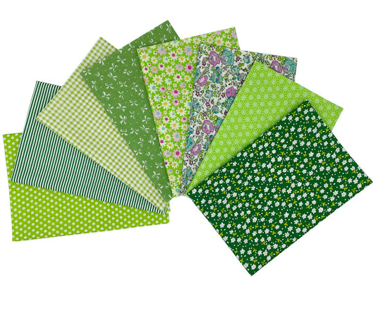 Jukway 8Pcs 20 x 20 Inch Sewing Fabric Squares, Cotton Crafts Fabric Bundles Floral Patterns Printed Tissue Patchwork Fabrics Square for Quilting, Home Décor, Scrapbooking, Handwork (Green)