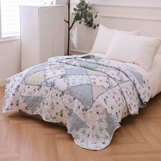 Twin Size Patchwork Quilt Throw Blanket for Couch Sofa Blue Vintage Floral Reversible Lightweight Quilted Bedspread Coverlets Flowers Quilt Soft Garden Comforter Bed Cover for Bed Home Decor