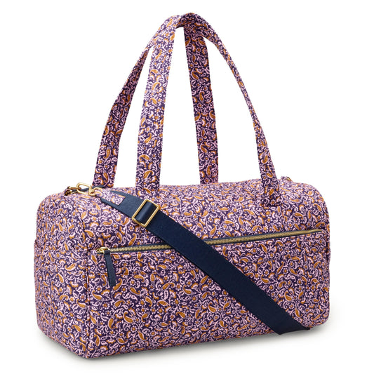 Amazon Essentials Women's Quilted Weekender Duffel Gym Bag with Trolley Sleeve, Navy Paisley, One Size