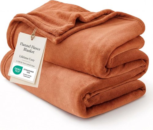 Bedsure Burnt Orange Throw Blanket - Soft, Lightweight Fleece Twin Blanket for Cozy Comfort at Home or Travel