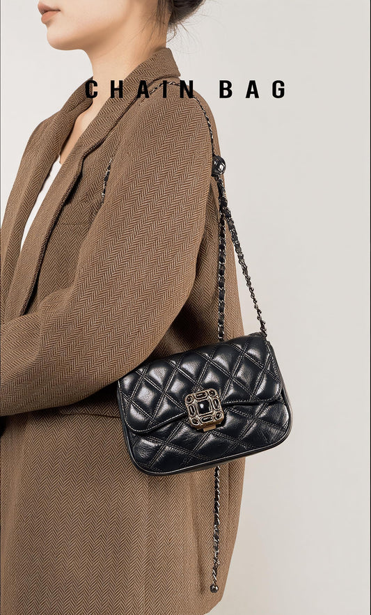 Mewpurrs Genuine Leather Crossbody Bag for Women – Quilted Small Flap Shoulder Purse with Vintage Clasp, Adjustable Chain Strap for Evening & Daily, Black